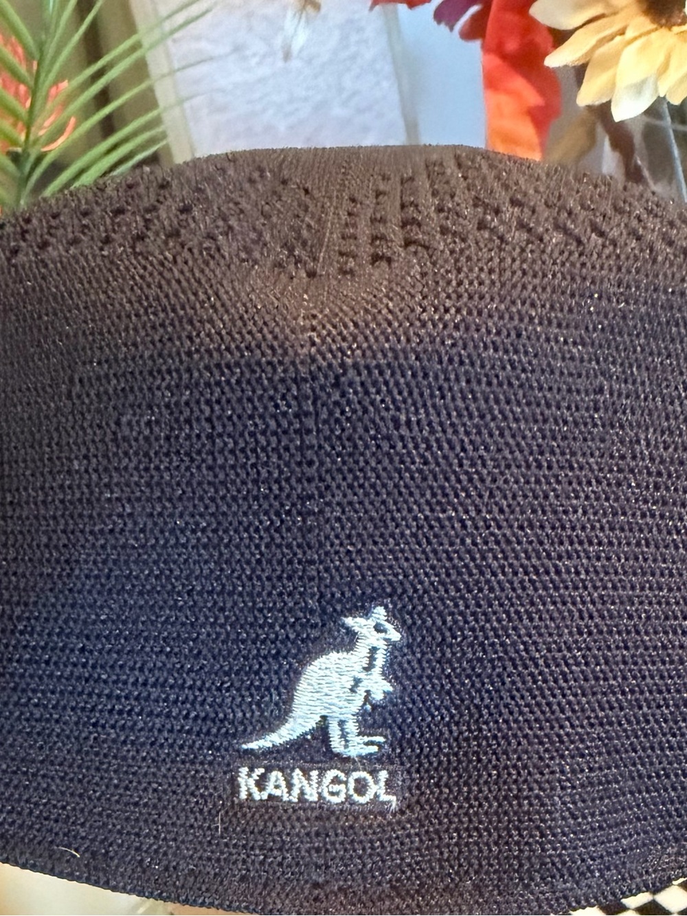 Kangol Black Knit Hat Sz M. Great Condition